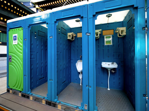 Portable Toilet Options We Offer in Robbins, IL